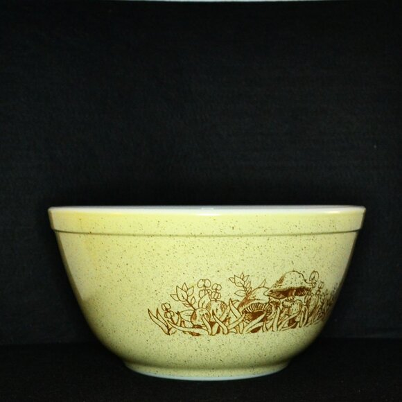 Vintage Pyrex Forest Fancies Mixing Bowl 1980s Speckled Mushroom Design Rustic - Picture 4 of 6